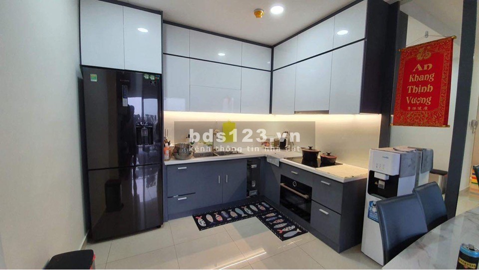 Bán 2PN The Sun Avenue view sông SG, đầy đủ nội thất. Giá 4 tỷ (bao thuế phí) LH: 0901858818 Mr Hải