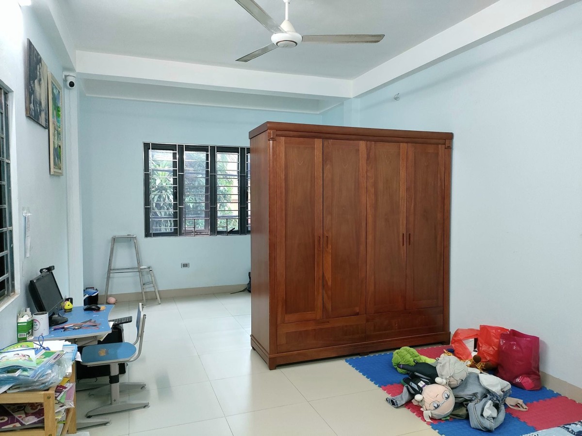 Bán nhà KĐT Xa La, Nhà dân tự xây mới, đẹp, 50 m2, 6 tỷ 6