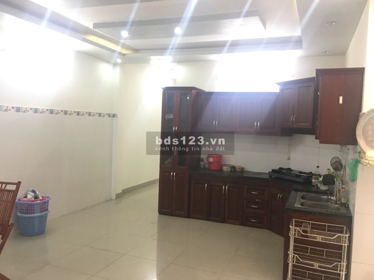 Cho thuê Nhà nguyên căn dt 6x23m DTSD (260m2)sân để ÔTÔ_Q12