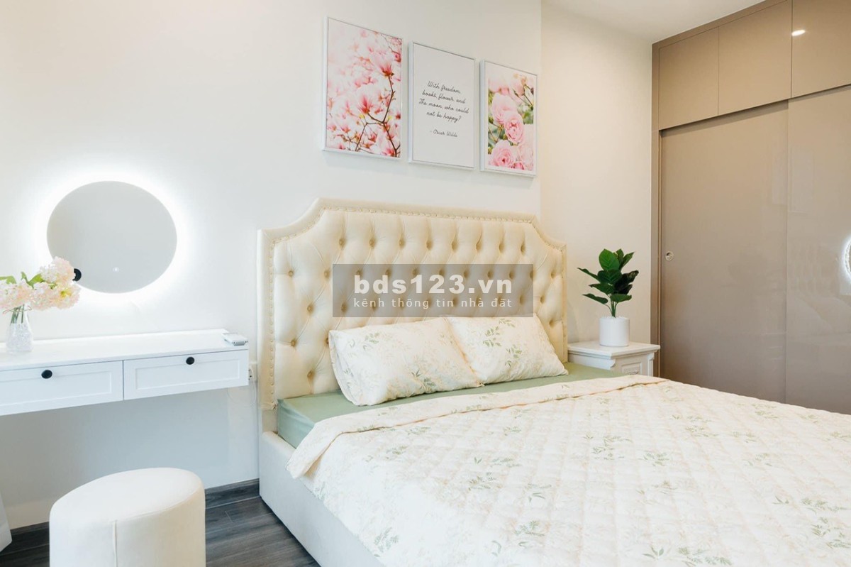 Bán gấp căn 2pn 2wc full nội thát giá chỉ 1.79 triệu, Vinhomes Lh 0976.366.513