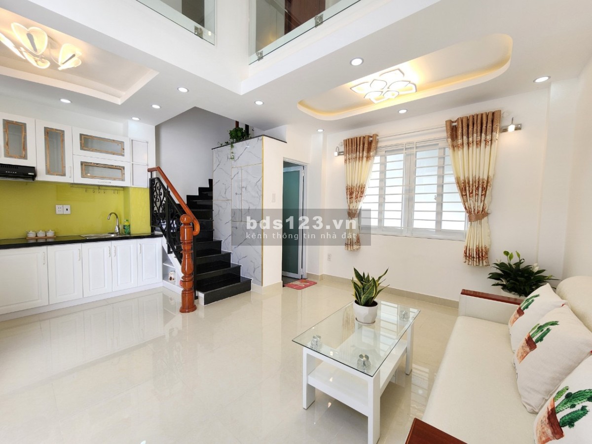 Nhà cần bán Mặt tiền Nguyễn Lâm, Phường 7, Phú Nhuận 33m2 3 lầu nhà mới