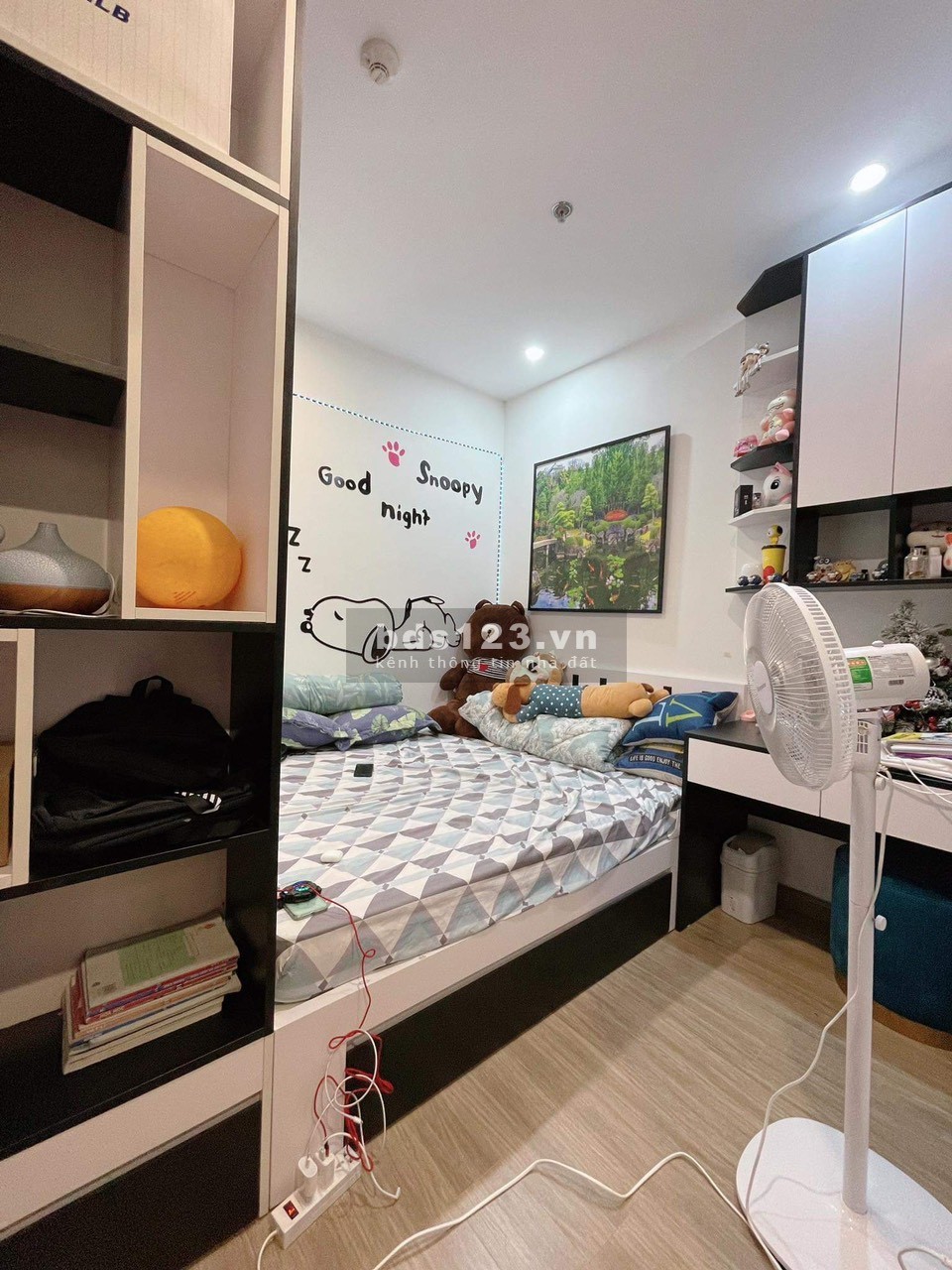 1.49 tỷ mua được 2pn mua được căn 2pn 1wc view sông khu nướng BBQ Vinhomes lh 0976. 366. 513