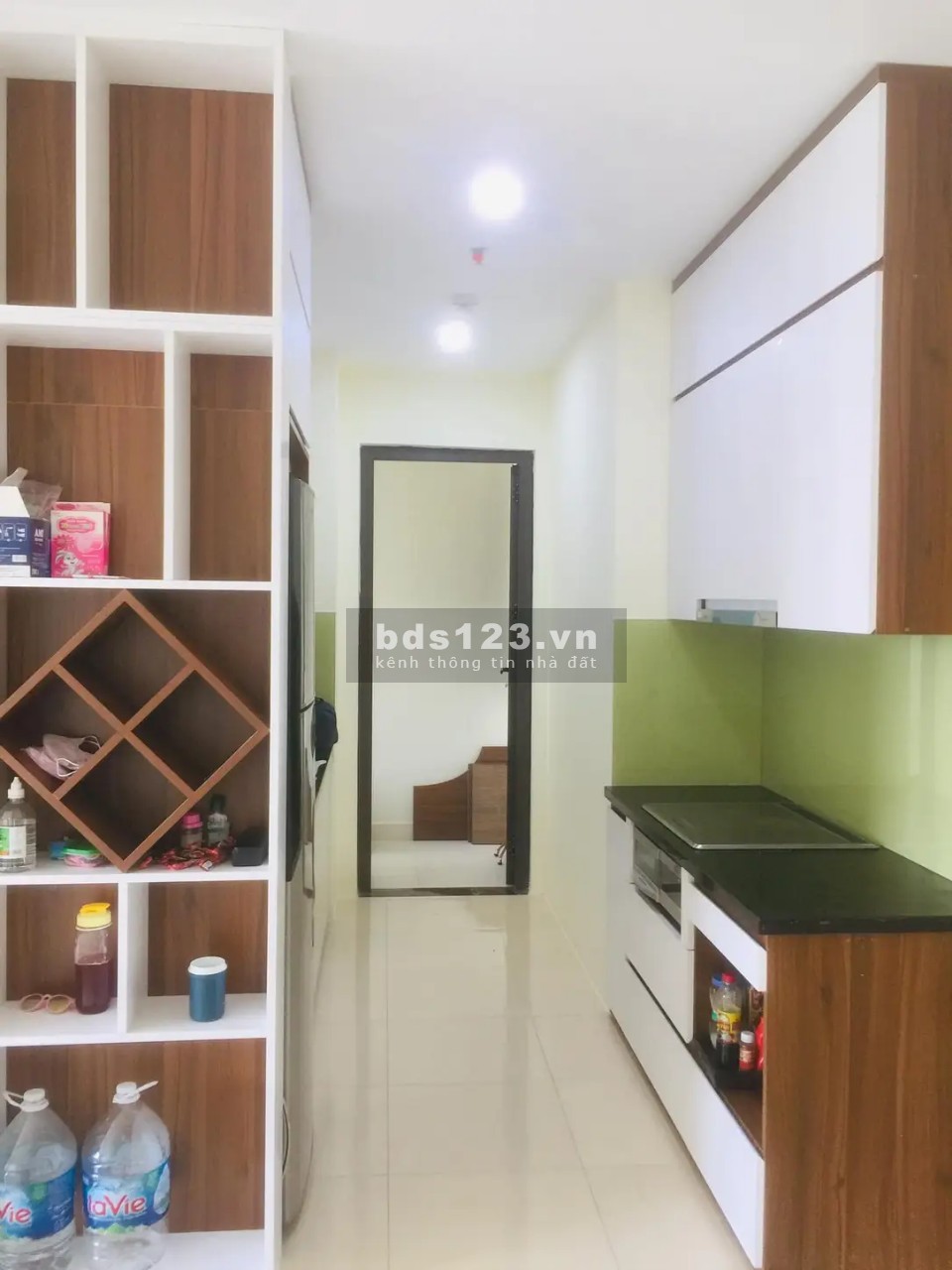 Chính chủ cho thuê căn hộ có sẵn nội thất cao cấp, vào ở được ngay