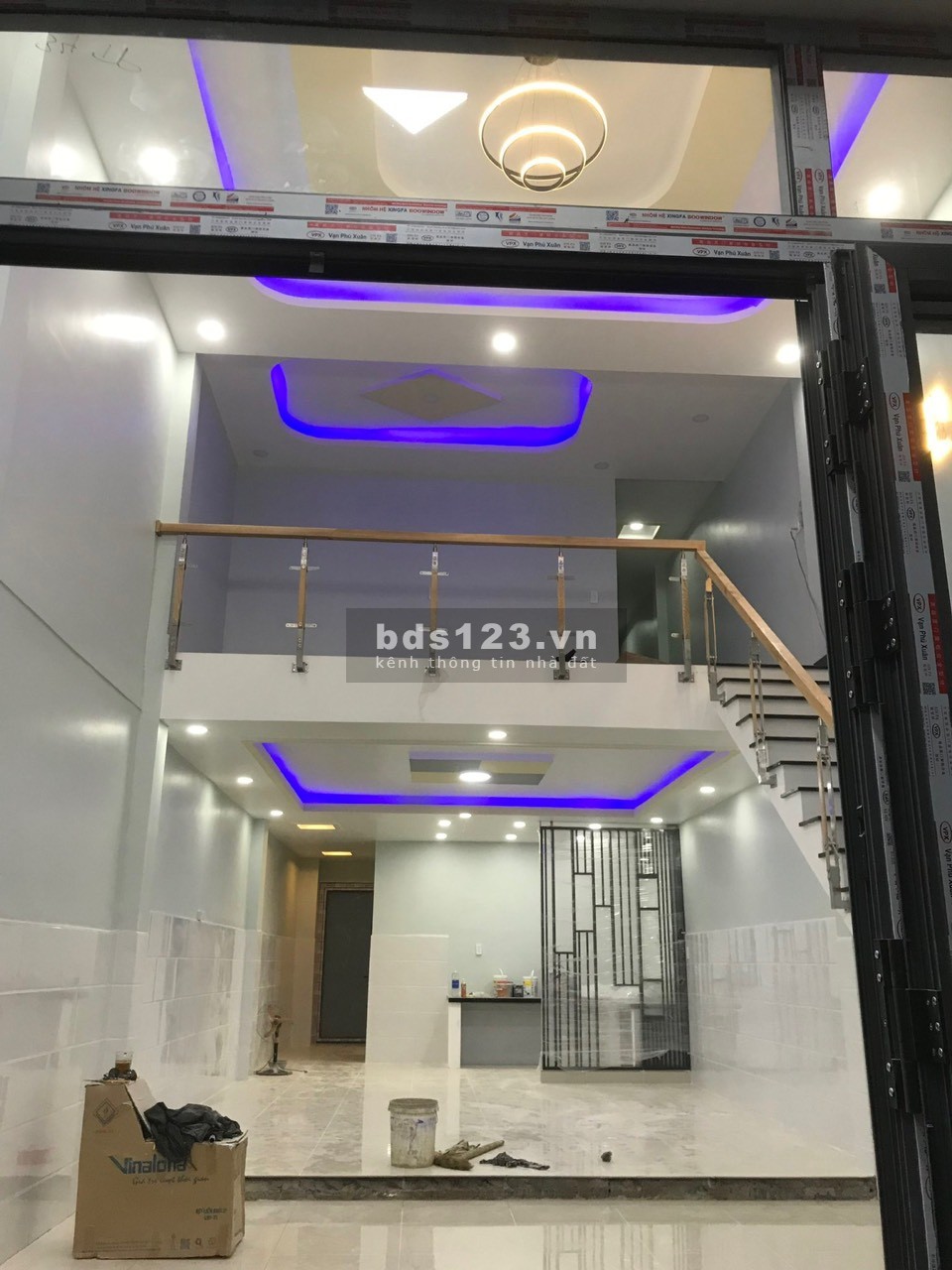 Nhà thuê sân ôtô mới xây gần Big C Dĩ An. 3PN - 2WC