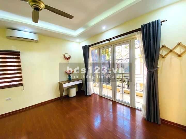 Bán nhà Hồ Đắc Di - TT Quận Đống Đa - Lô Góc 3 Mặt Thoáng - Tặng Full Nội Thất
