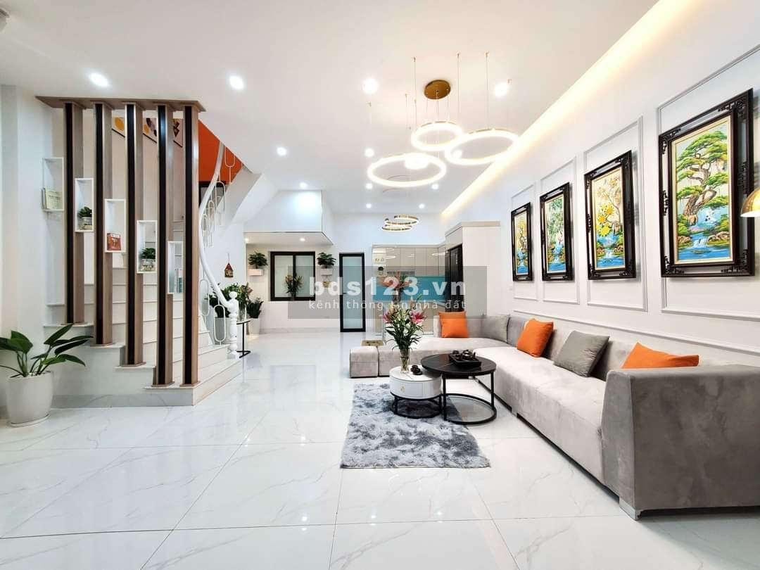 Bán nhà Khương Trung, Thanh Xuân, ô tô đỗ cửa nhà giá 5,2 tỷ, căn góc 2 mặt tiền 2 ô tô kinh doanh