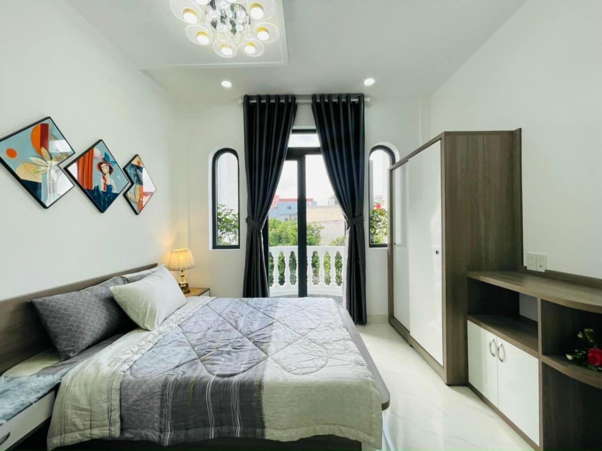 Bán nhà Quang Trung, hẻm xe hơi thông thoáng, nhà 5 tầng, tặng hồ bơi nhỉnh 6 tỷ