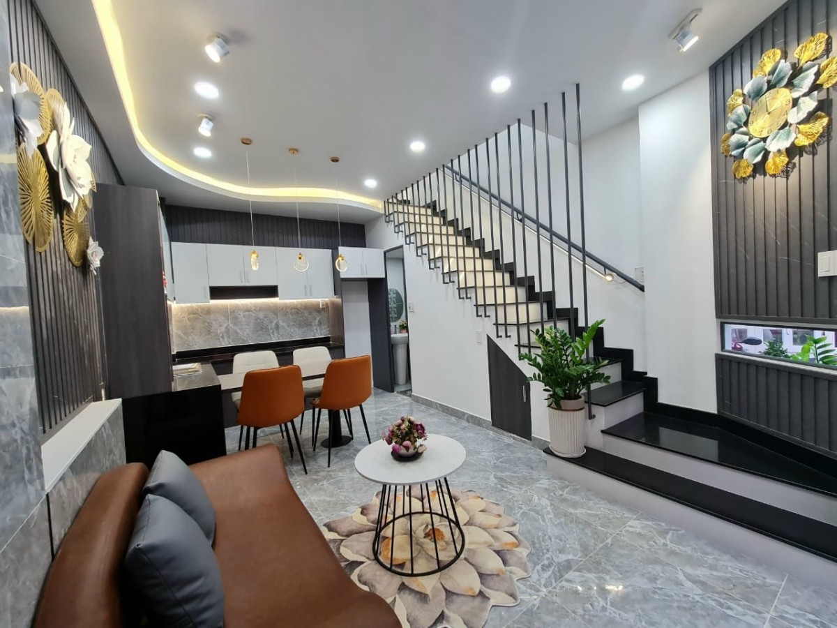 Bán nhà Lê Đức Thọ, ngay chợ An Nhơn, 3 PN giá chỉ 3,85 tỷ, ở ngay đón tết