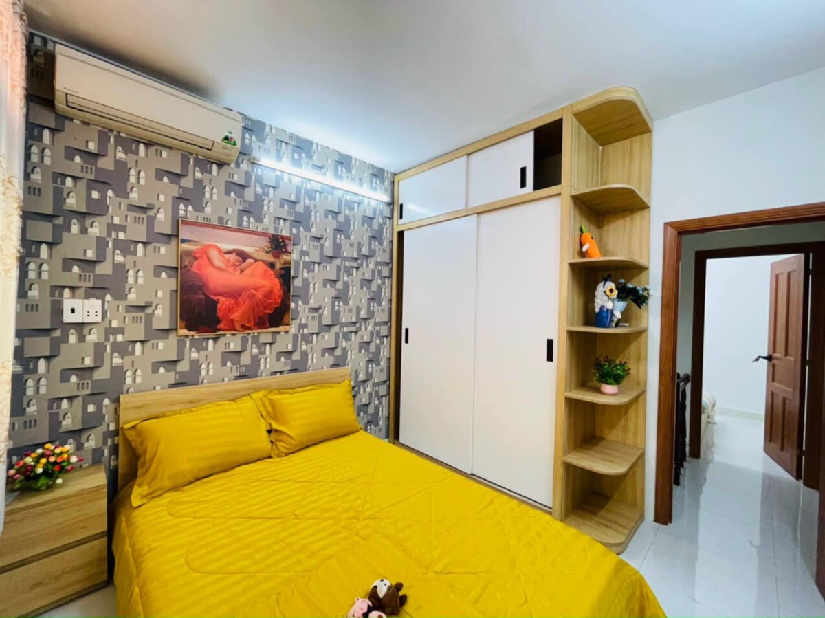 Bán nhà Quang Trung, ngay ngã 5, hẻm xe hơi, giá chỉ 2 tỷ 85, tặng nội thất đầy đủ
