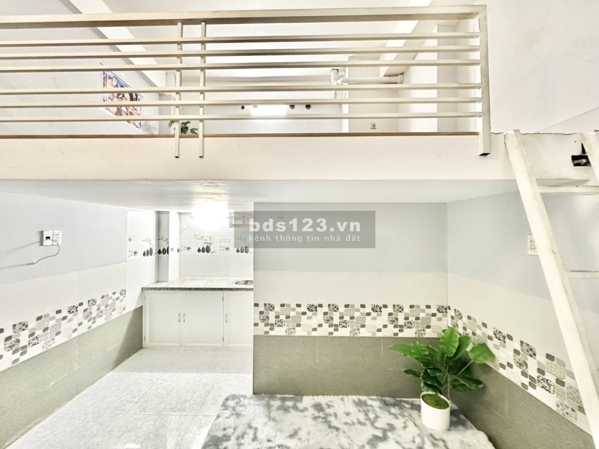 Cho thuê phòng Duplex không giới hạn người, xe, P13, Bình Thạnh