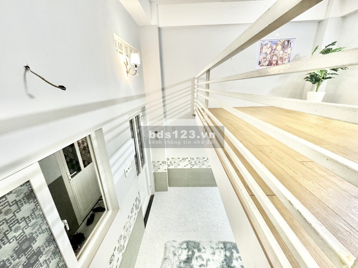 Cho thuê phòng Duplex không giới hạn người, xe, P13, Bình Thạnh