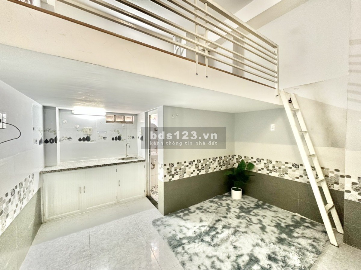 Cho thuê phòng Duplex không giới hạn người, xe, P13, Bình Thạnh