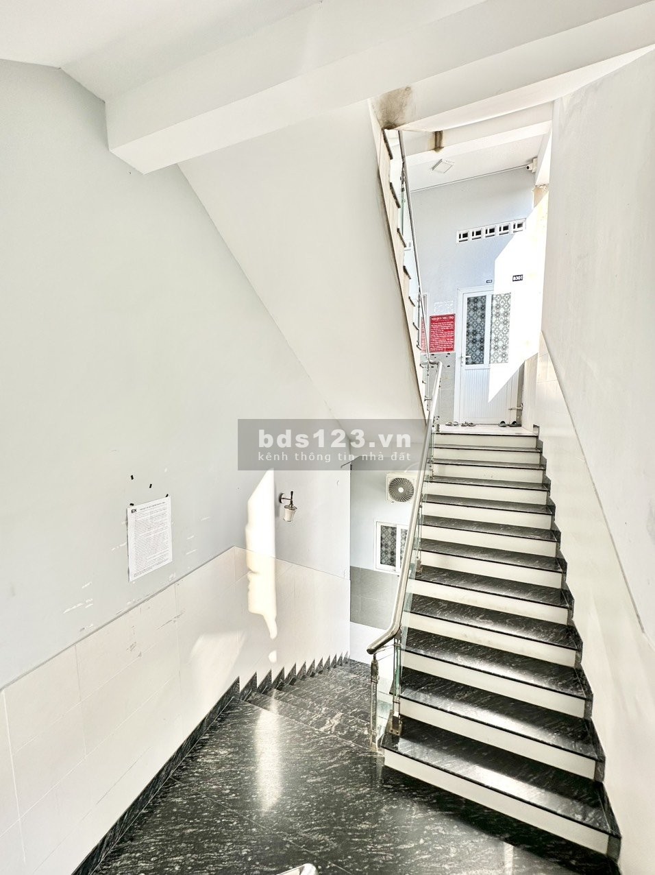 Cho thuê phòng Duplex không giới hạn người, xe, P13, Bình Thạnh