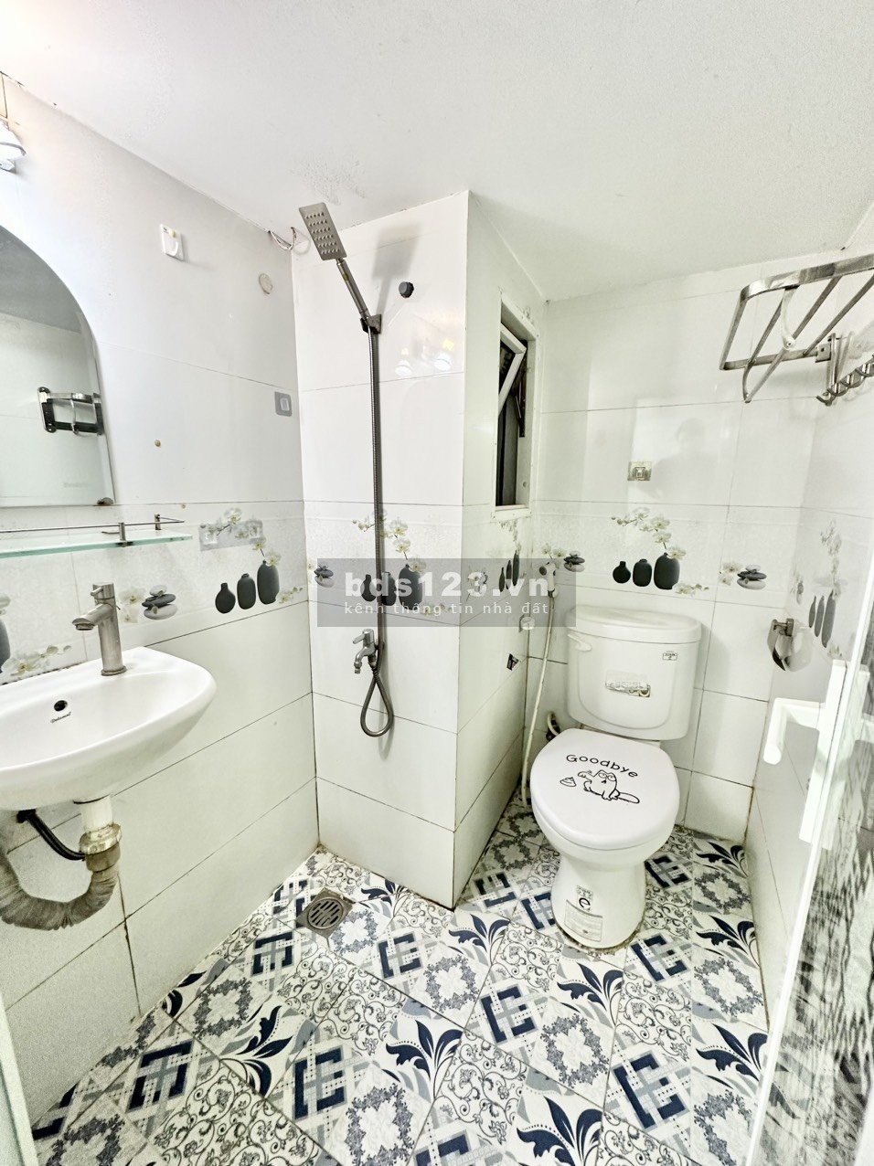 Cho thuê phòng Duplex không giới hạn người, xe, P13, Bình Thạnh
