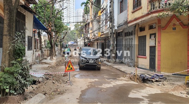 Bán nhà ngõ 293 phố Tam Trinh, 6 tỷ 30m2 4 tầng, ngõ đẹp cho thuê kinh doanh, vp, an sinh đỉnh