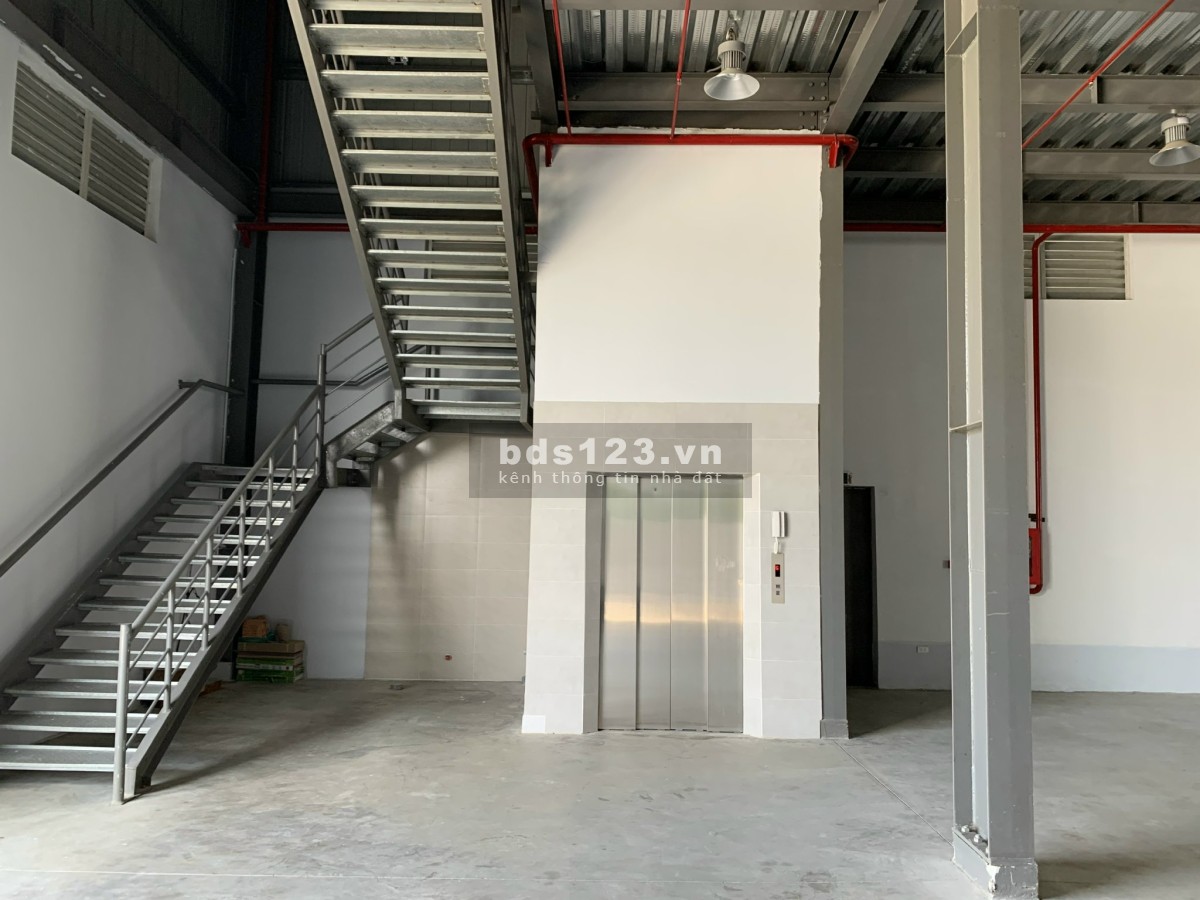 Cho thuê kho xưởng 1856m2 KCN Hiệp Phước, Nhà Bè, TP.HCM