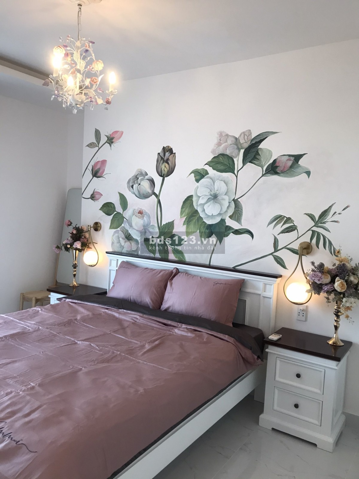 Căn hộ 2PN dtsd 72m2 chung cư Terra Royal cần bán 8 tỷ