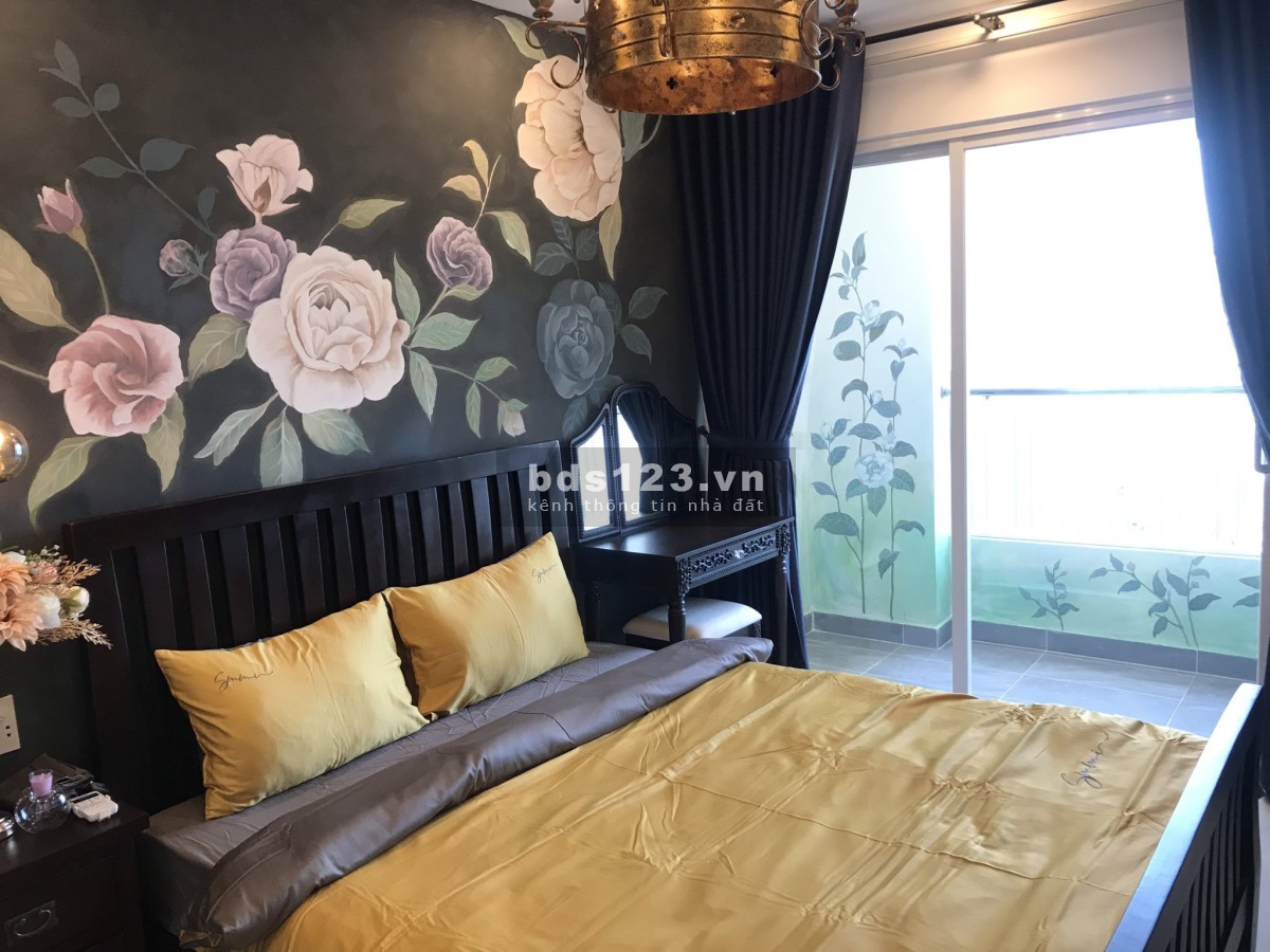 Căn hộ 2PN dtsd 72m2 chung cư Terra Royal cần bán 8 tỷ