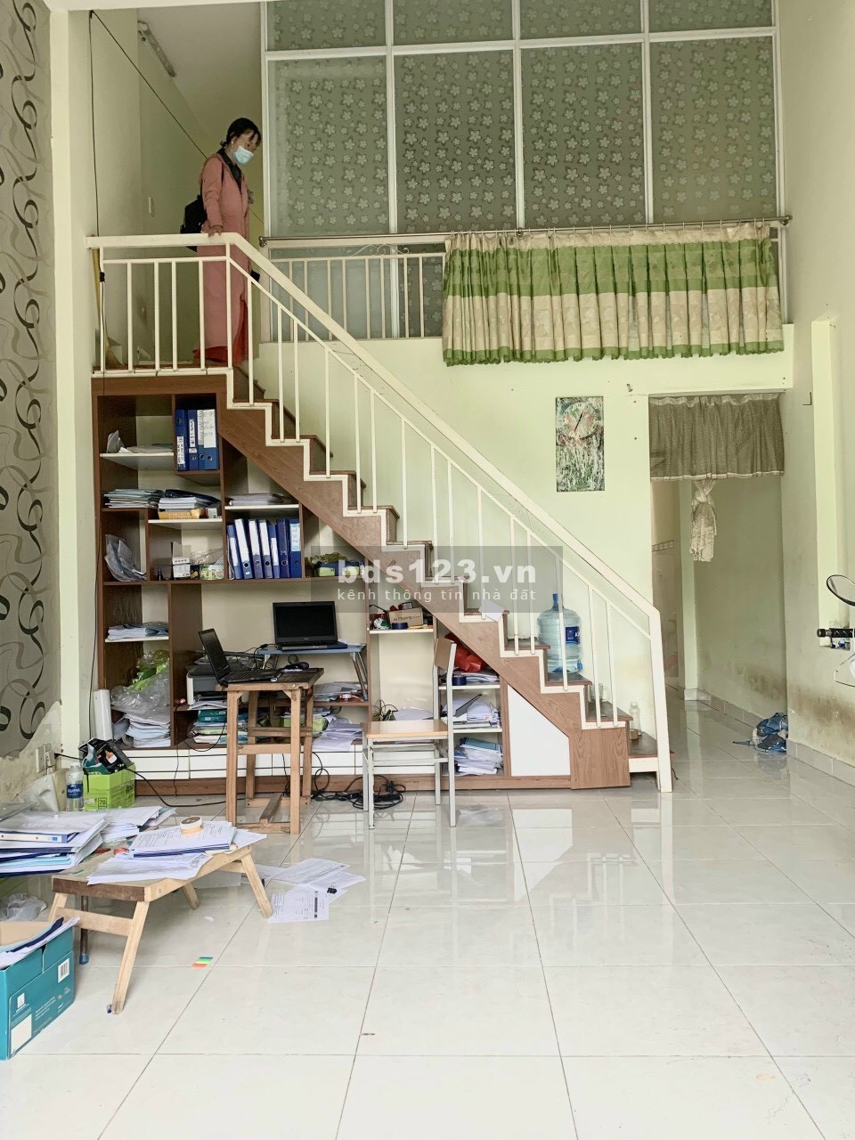 Bán nhà trệt + lửng đường xe hơi kế bên Vinhomes Quận 9