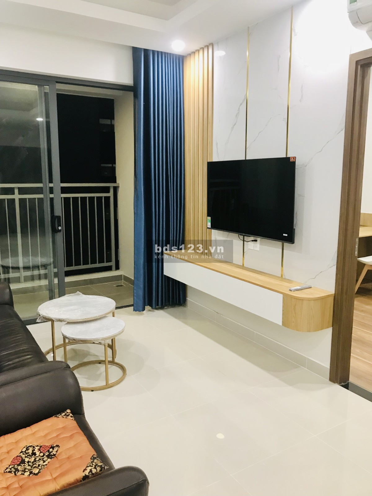 Chính chủ cho thuê Căn hộ cao cấp 68m2 - 2PN - Q7 Riverside Complex