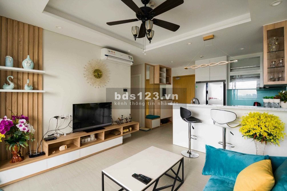 Ở nhà đẹp không khó, Có Ms.Hoàng Oanh lo! Chỉ 18 triệu căn 1PN 52m2 view hồ bơi full nội thất