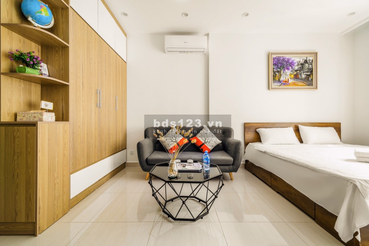 Bán gấp căn Studio 30m2, tầng trung, sổ đỏ trao tay, 1.2 tỷ bao phí