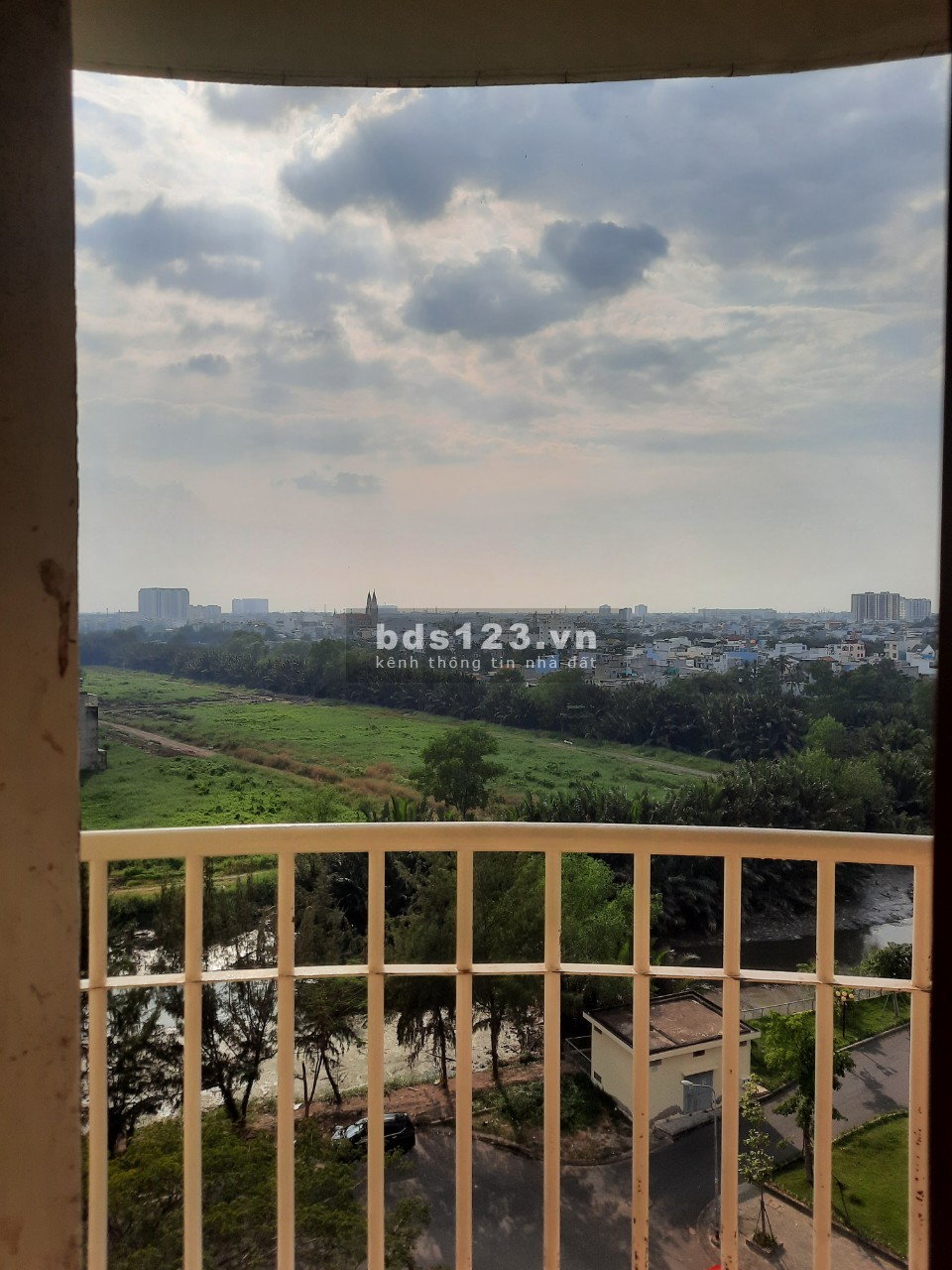 Bán căn hộ Conic Garden, DT 45m2 1PN 1WC giá 1,350 tỷ ( còn thương lượng ) . LH : 0937719461