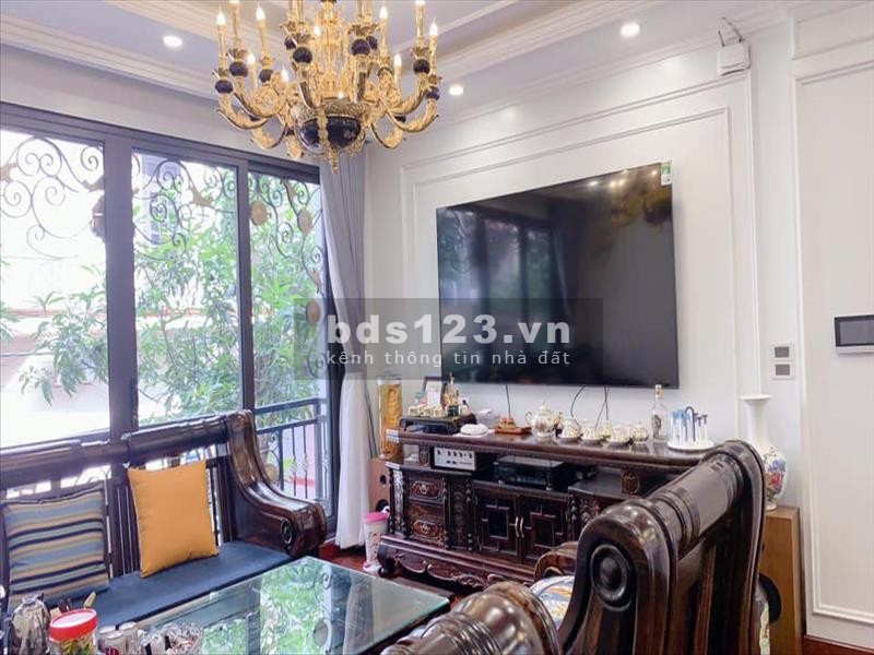 Bán nhà phân lô Lạc Trung, Hai Bà Trưng, ngõ rộng view thoáng, nội thất đẹp, kinh doanh văn phòng