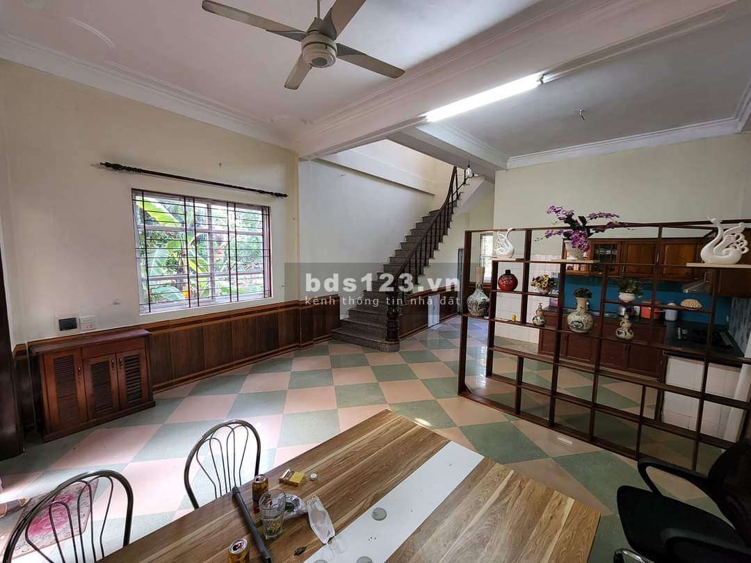 Oh….85m² nhà dân xây- ô tô ngay nhà - khu vực sáng - gần huyện ủy Bắc Từ Liêm - 3 thoáng, 3,75 tỷ