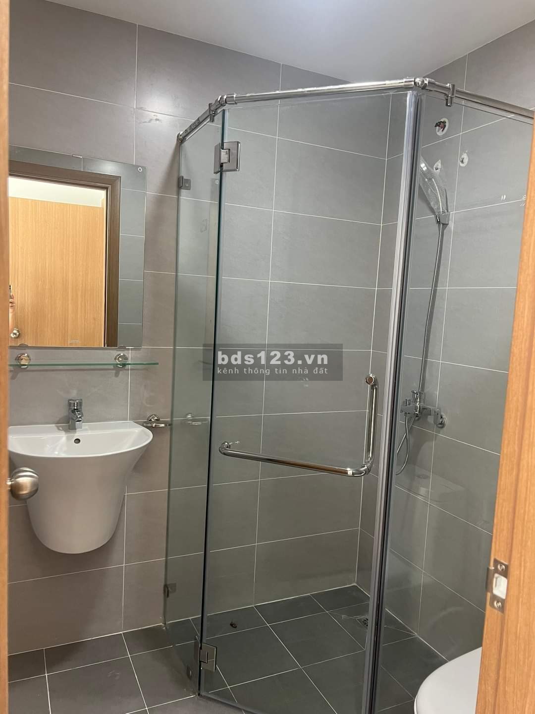 Chính Chủ Cần Bán Gấp Trước Tết Căn Bcons Plaza Chỉ 1.395 Tỷ, Còn Thương Lượng. LH: 0909568994