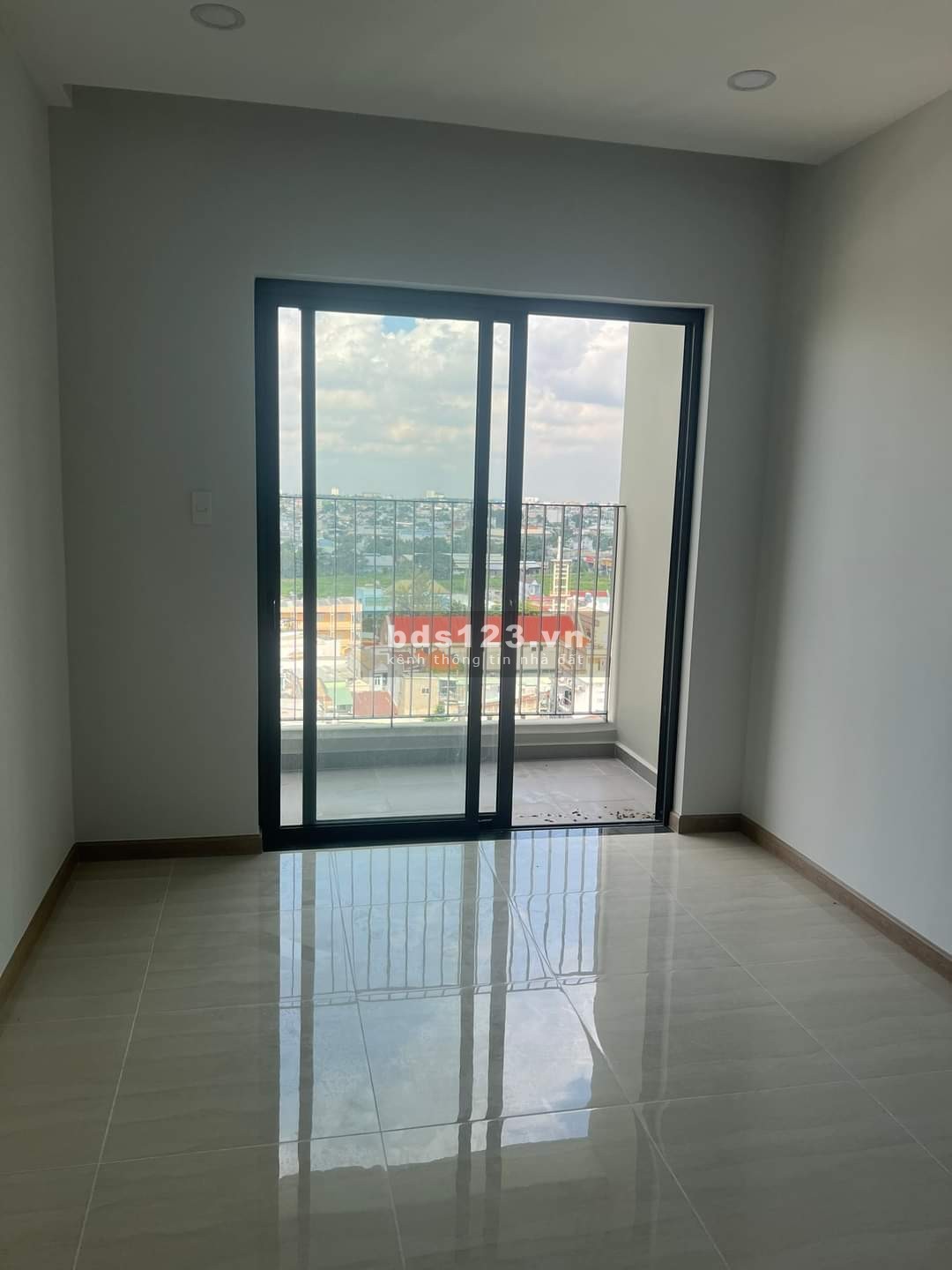 Chính Chủ Cần Bán Gấp Trước Tết Căn Bcons Plaza Chỉ 1.395 Tỷ, Còn Thương Lượng. LH: 0909568994