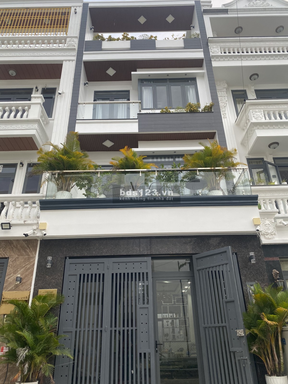 Chính chủ cần cho thuê nhà nguyên căn, 01 trệt 03 lầu nội thất cơ bản