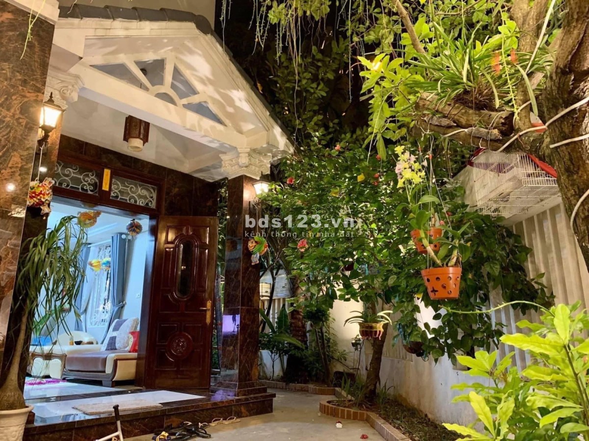 Biệt thự nhà vườn, 144m2, 5 tầng, mặt tiền 22m2, giá 23.5 tỷ
