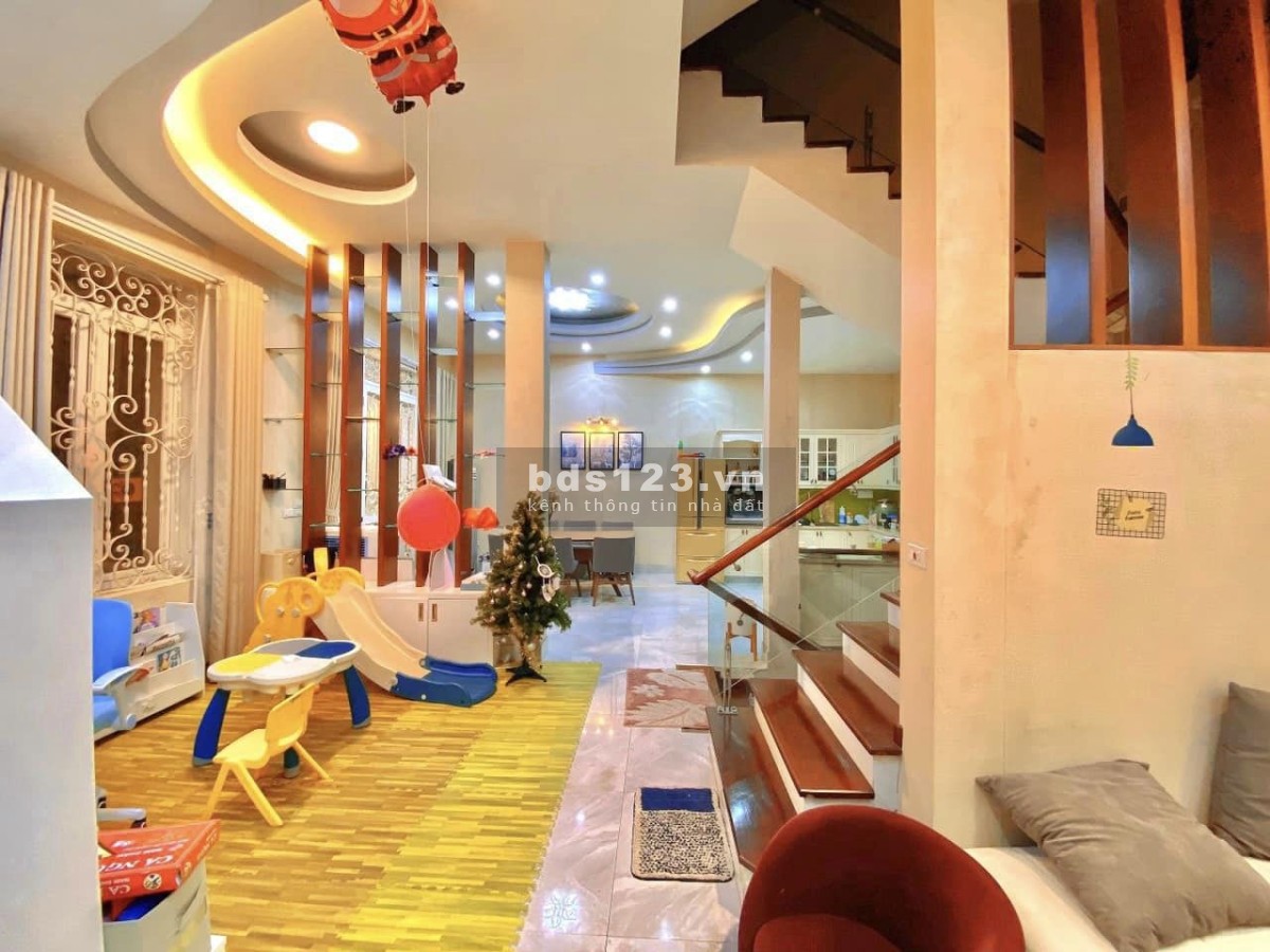 Biệt thự nhà vườn, 144m2, 5 tầng, mặt tiền 22m2, giá 23.5 tỷ