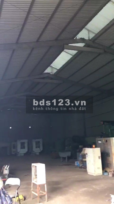Cần Cho thuê kho - 2300m2 Quốc Lộ 1A, Bến Lức, Long An