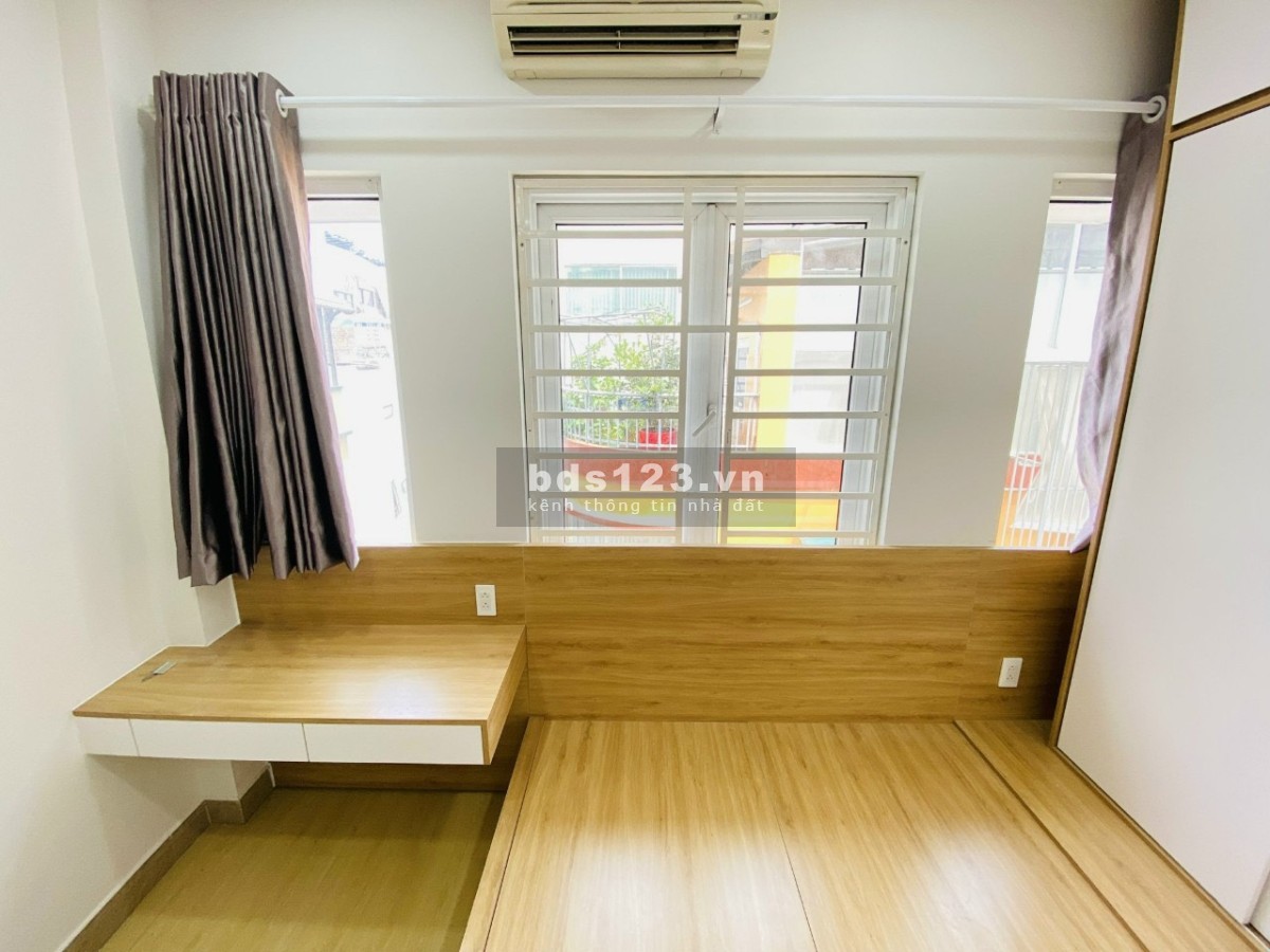 Phòng nội thất cao cấp tại số 214/B14 Nguyễn Trãi