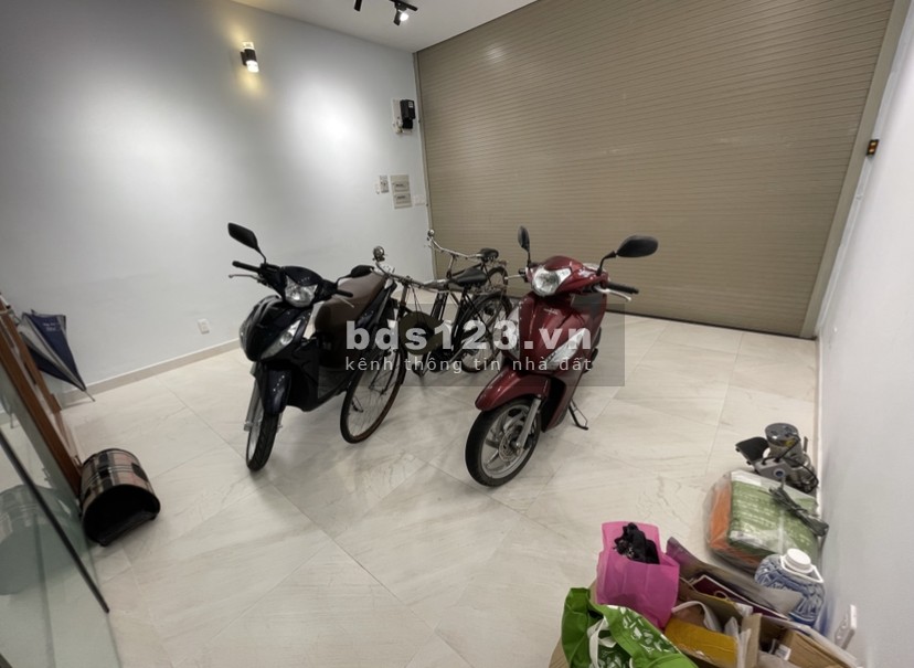Cho thuê mặt bằng số 55D Hồ Xuân Hương pVTS Q3 chính chủ