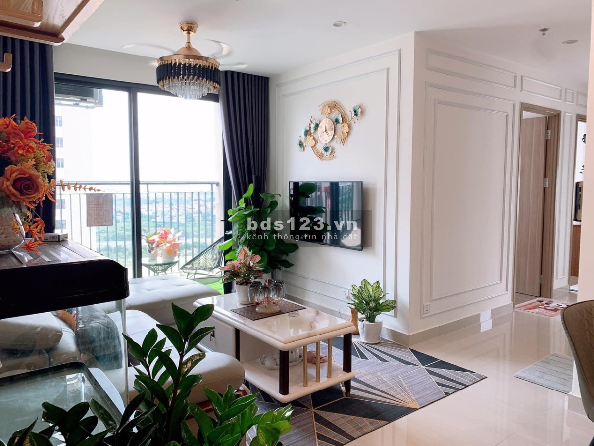 Siêu Phẩm căn 3PN2VS FULL ĐỒ, Chỉ 2 tỷ 300TR View HOA HẬU Vinhomes Gia Lâm Lh: 0987.767.788