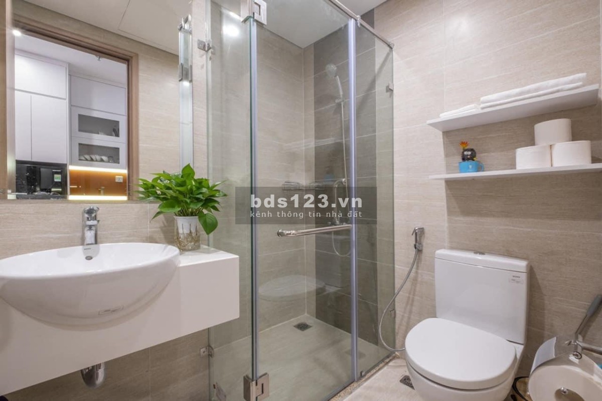 Bán căn Studio Vinhomes trước tết, DT 31m² full nội thất giá chỉ 850 triệu, LH 0987767788