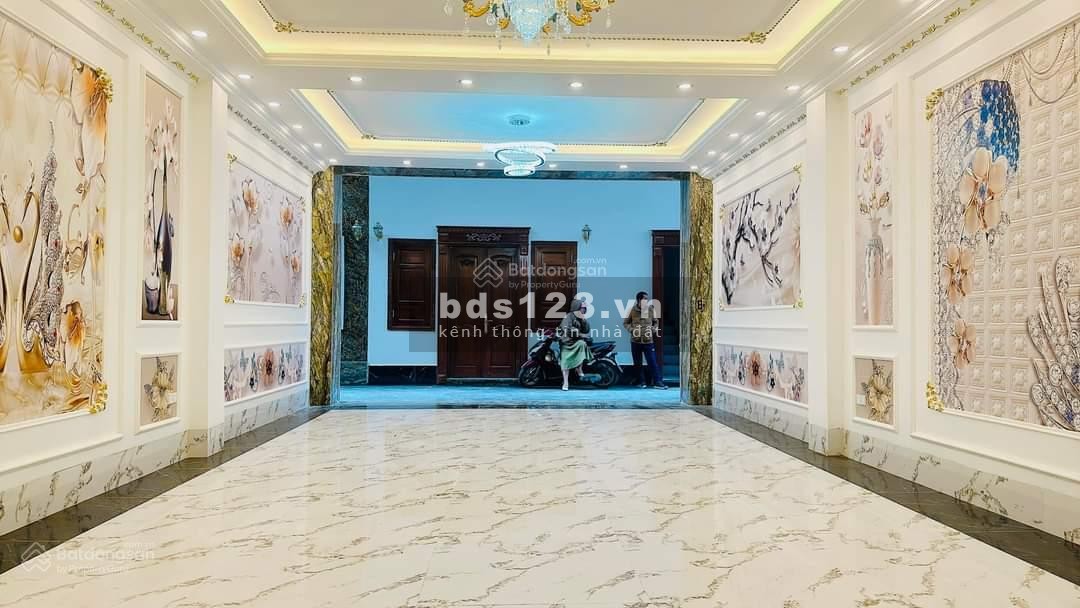 Loa hậu phố Nhuệ Giang Nguyễn Trãi, Hà Đông, DT 39m2*5T mới, 1 nhà ra ô tô đỗ giá chỉ 4.3 tỷ