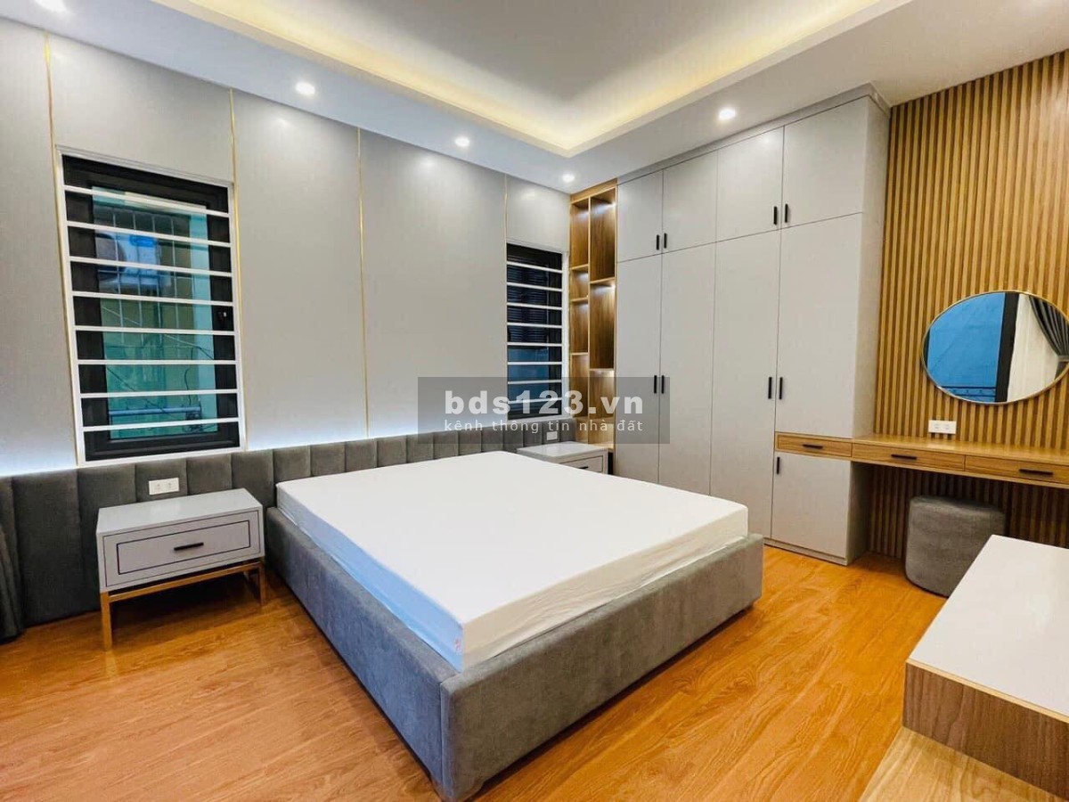 Bán nhà 5 tầng mới koong tại phố Quang Trung, Hà Đông, DT 33m, giá 4 tỷ