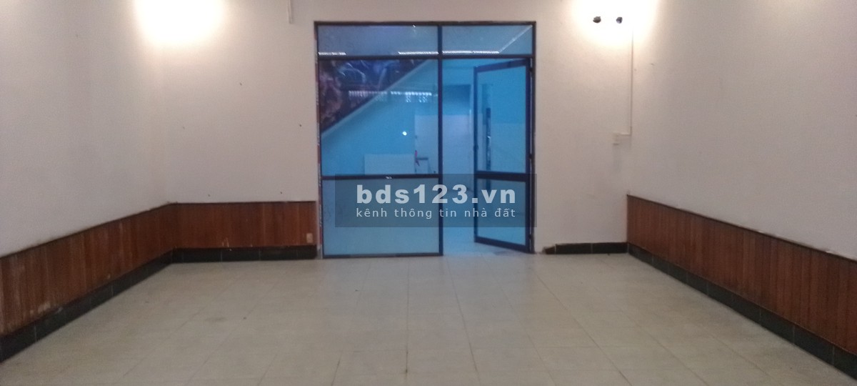 Cho thuê mặt bằng kinh doanh diện tích 160 m² trung tâm thành phố