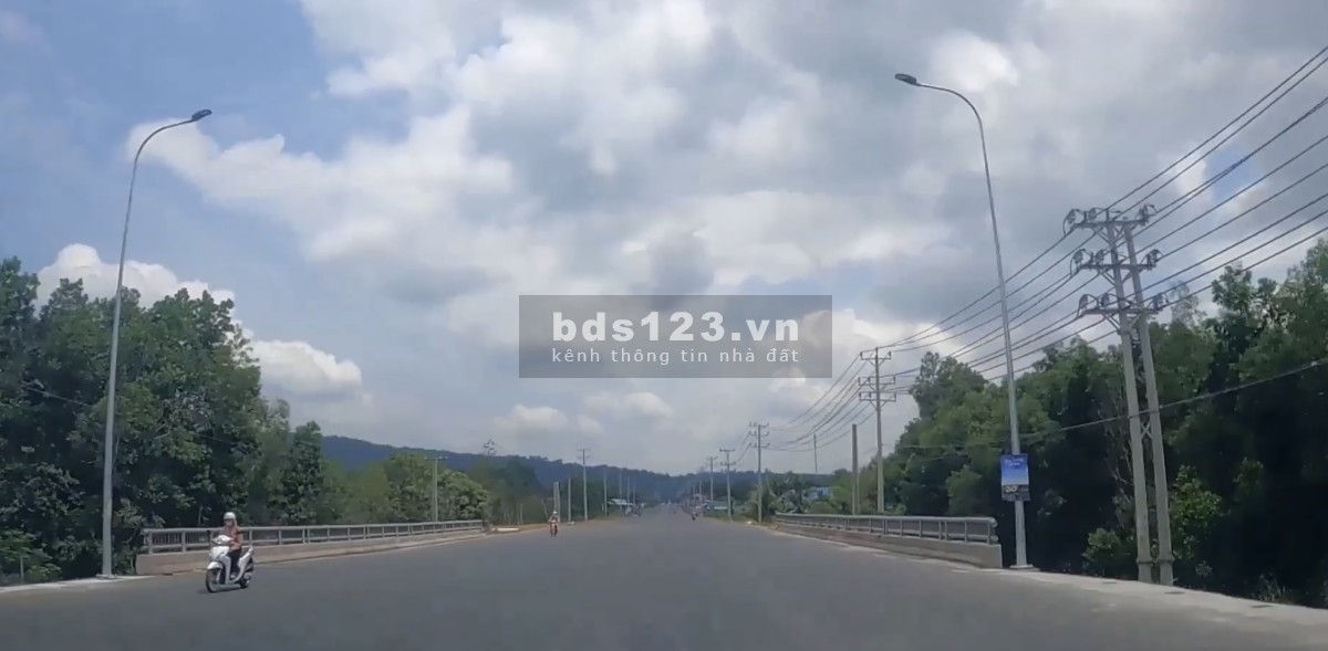 Chính chủ cần bán gấp đất tại Phú Quốc sổ hồng trao tay, giá tốt