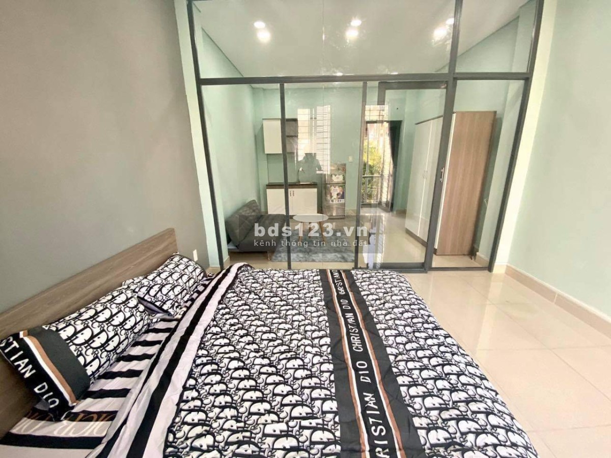 Căn hộ dịch vụ, đầy đủ nội thất Thạch Thị Thanh, Quận 1 giá 8 triệu