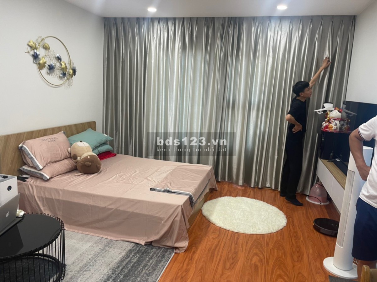 Bán căn Studio 32m2 1.25 tỷ bao phí, Full nội thất, ngay cạnh công viên, trường học, nhà để xe