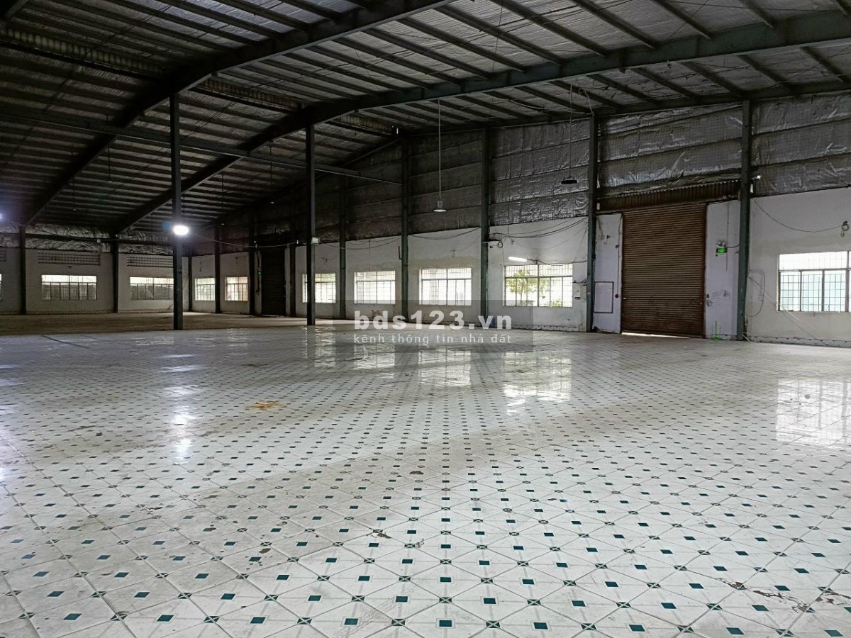 Cho thuê kho dt 1500m2 - 4400m2 Phan Huy Ích, phường 14, Quận Gò Vấp