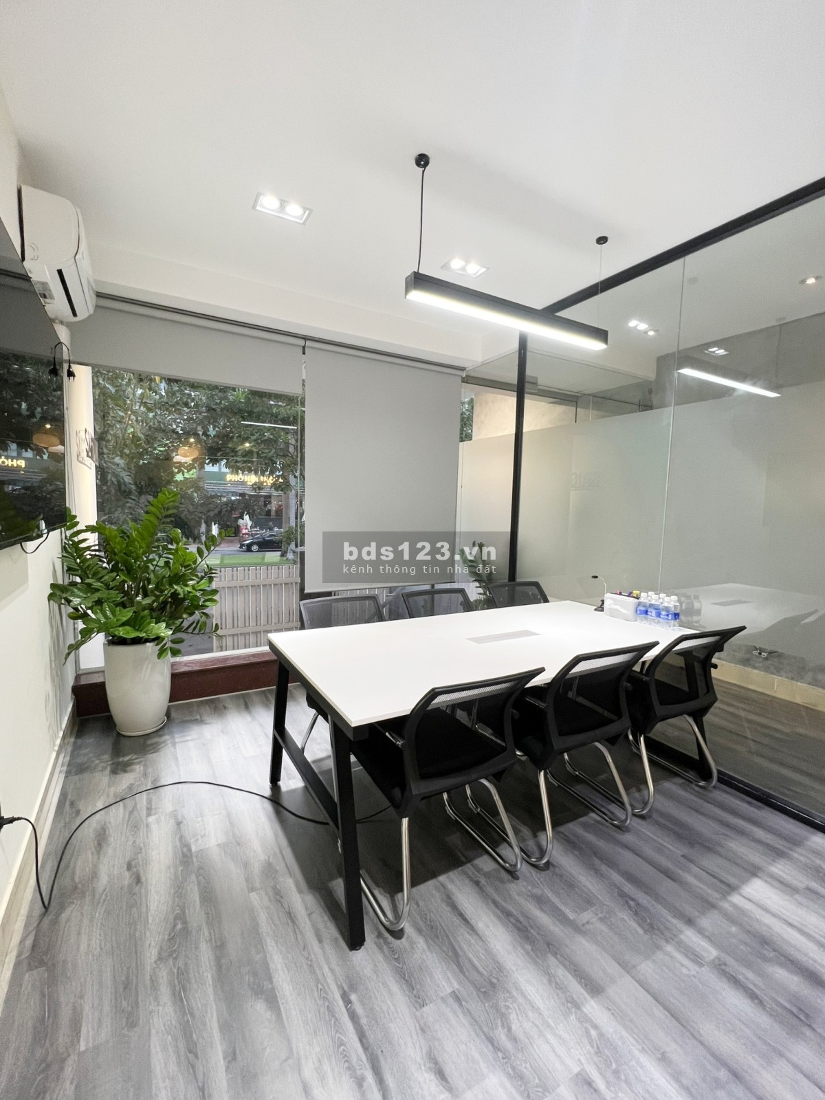 Chính chủ cần cho thuê văn phòng mới xây dựng tại Quận 7 giá 17 triệu