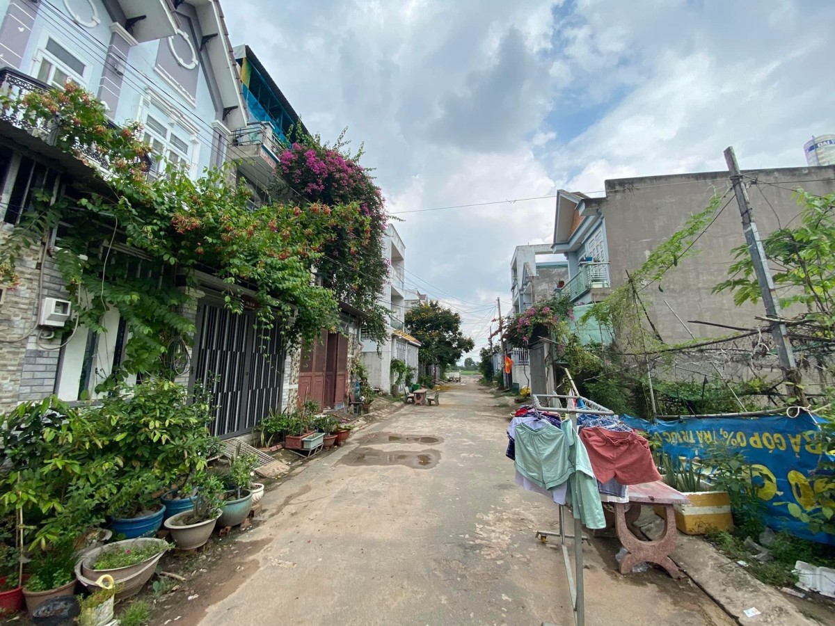 Bán gấp 256m2 đất Xuân Thới thượng Hốc môn chỉ 4 tỷ 13x20
