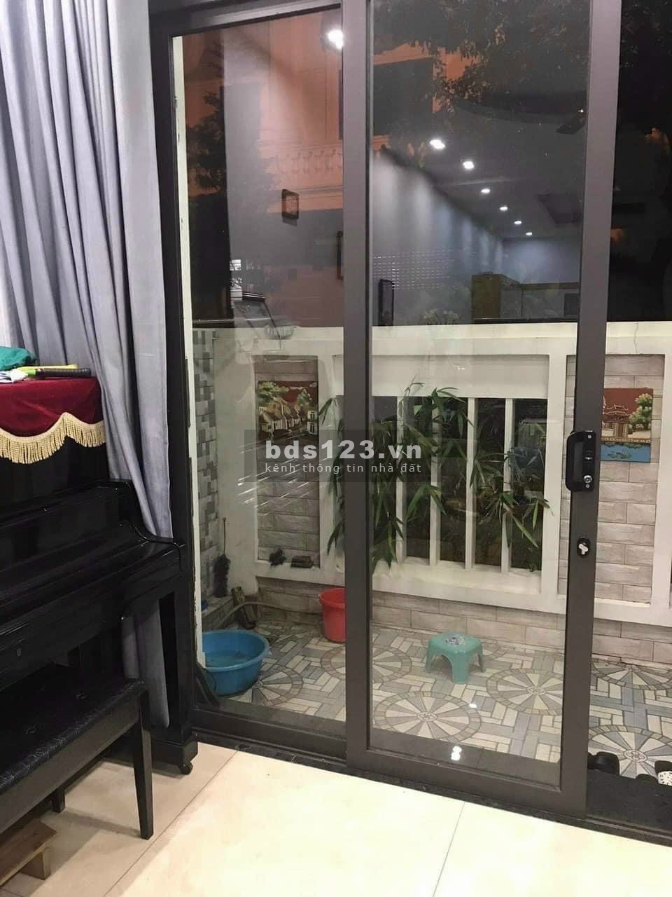 Cần bán nhà biệt thự mini mặt phố Đoàn Thượng diện tích 95m2 mặt tiền rộng 7,6m .