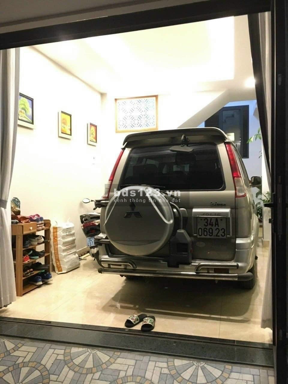 Cần bán nhà biệt thự mini mặt phố Đoàn Thượng diện tích 95m2 mặt tiền rộng 7,6m .